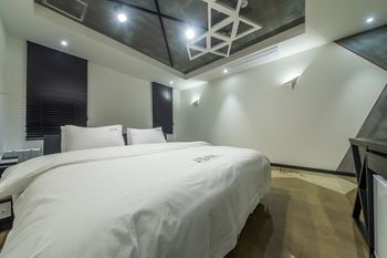 Anyang Boutique Hotel AMA 2*