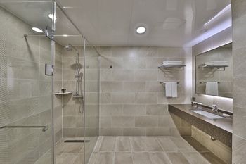 Camphortree Hotel & Resort 4*