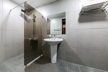 Hotel GonggamGonggan Busan station 3*