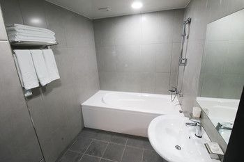 Hotel GonggamGonggan Busan station 3*