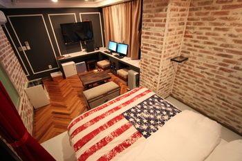 Hotel February Suseong 3*
