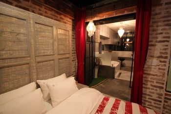 Hotel February Suseong 3*