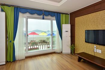 Yeosu Good Morning Pension 3*
