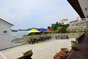 Yeosu Good Morning Pension 3*