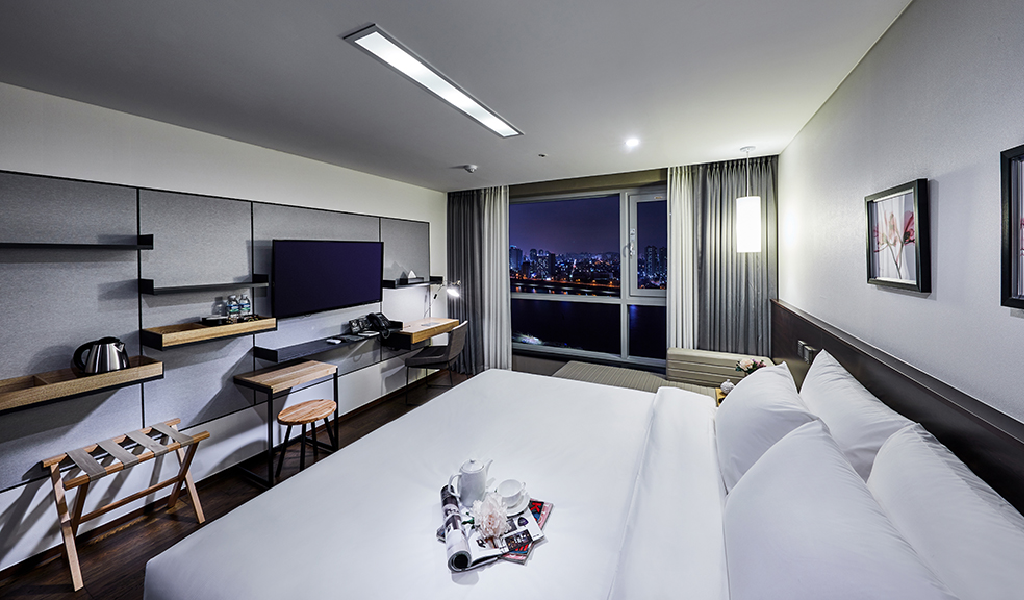 Hotel Riverside 3*