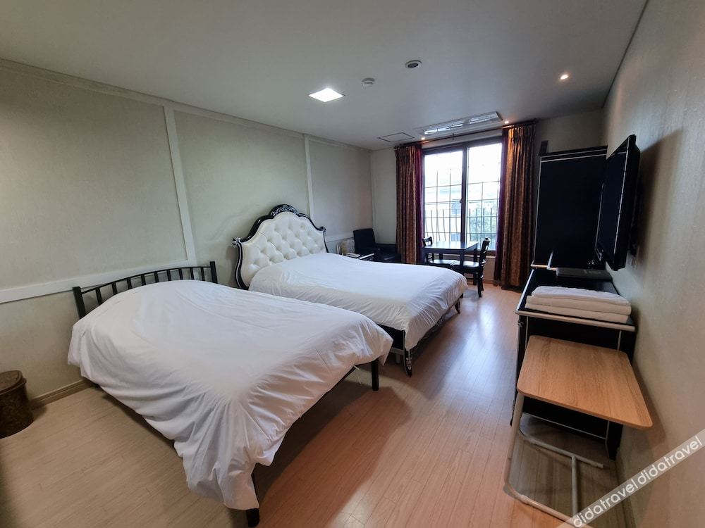 Geoje Oasis Hotel 3*