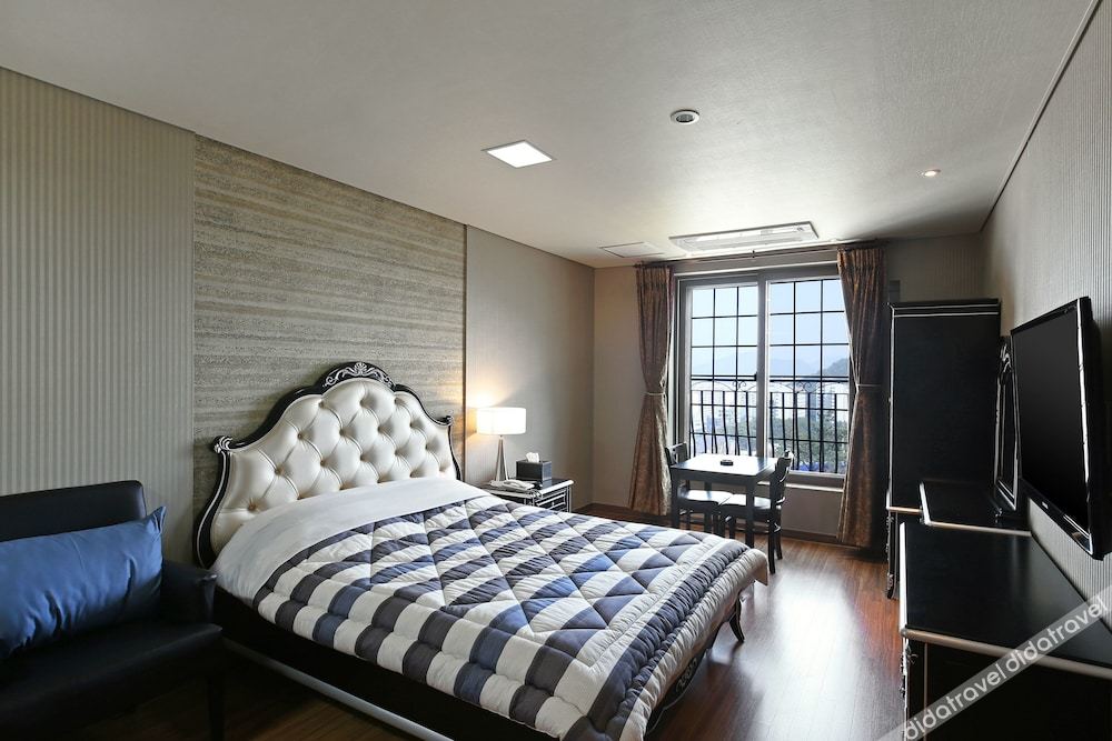 Geoje Oasis Hotel 3*