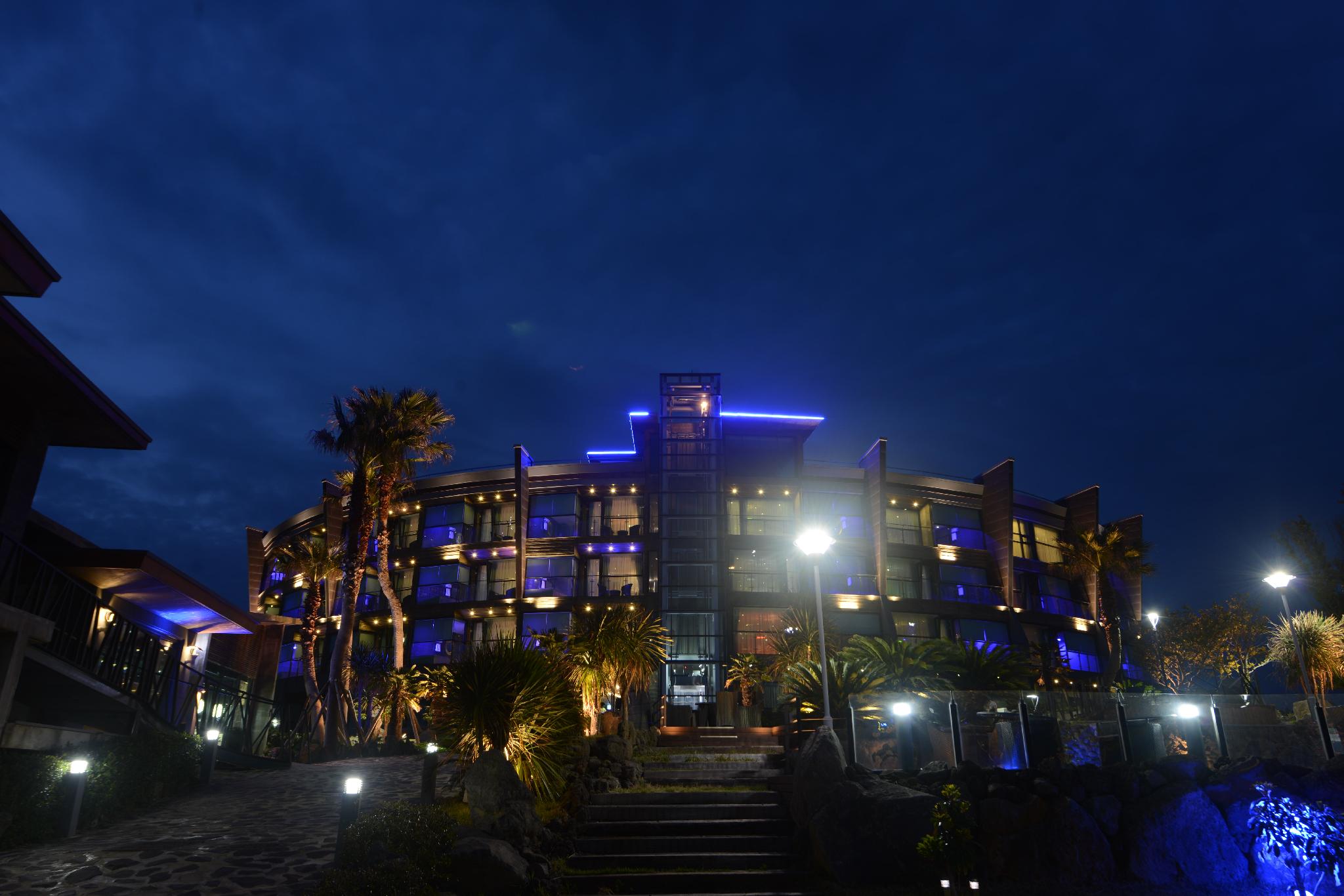 Hotel Scarboro 3*