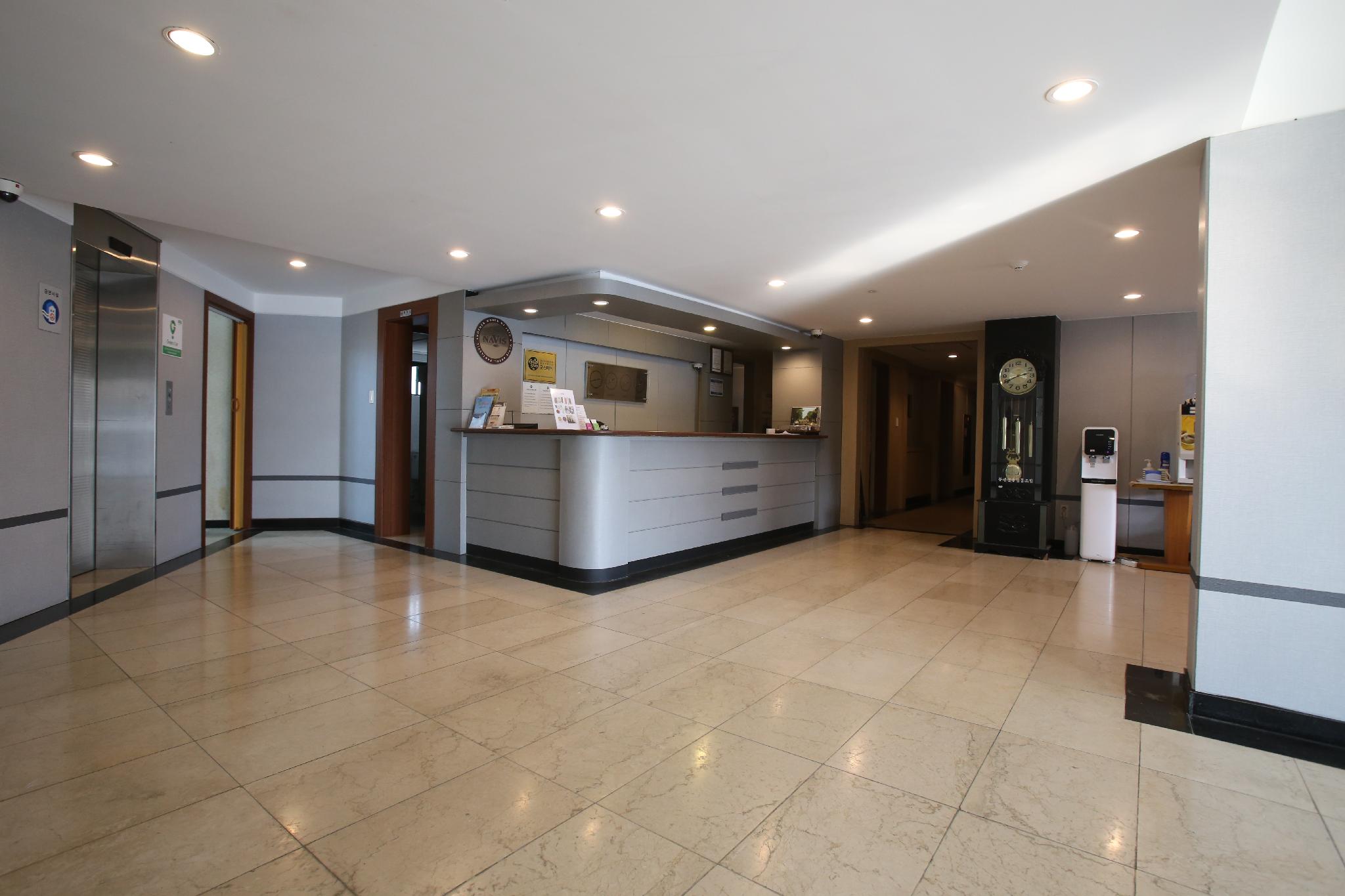 Hotel Navis 2*