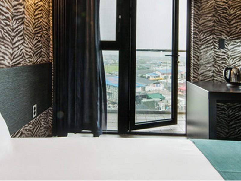 S Hotel 3*