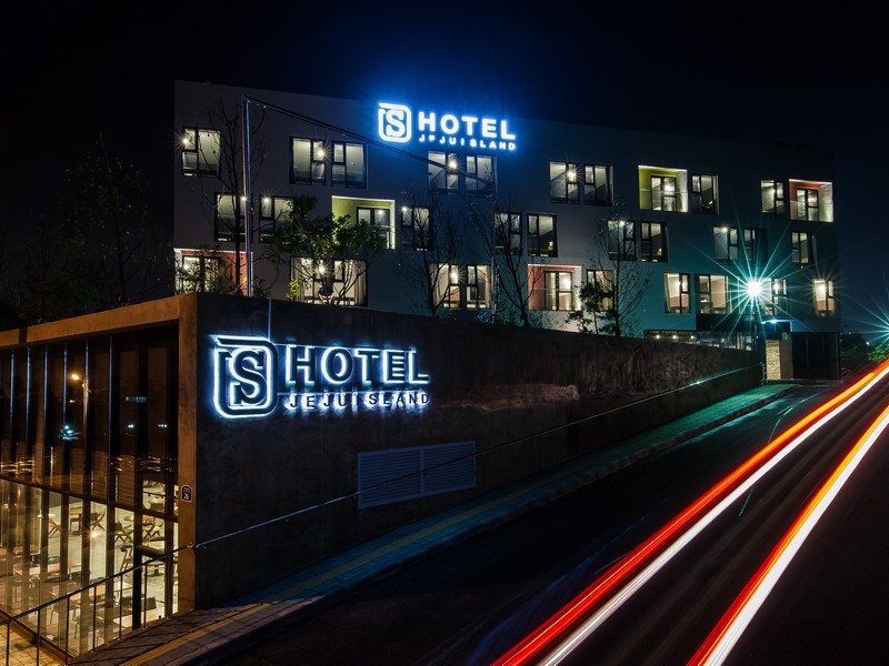 S Hotel 3*
