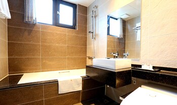 Suntree Hotel 2*