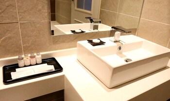 Suntree Hotel 2*