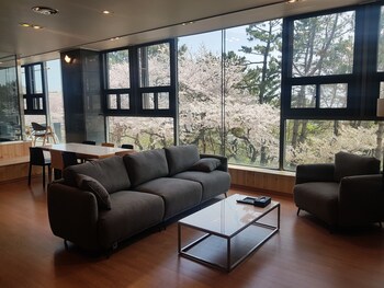 Suntree Hotel 2*