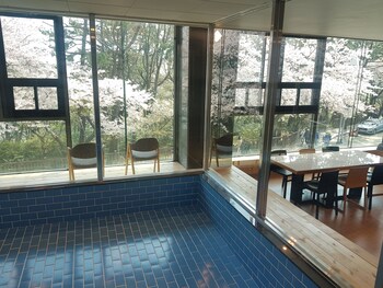 Suntree Hotel 2*