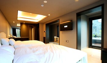 Suntree Hotel 2*