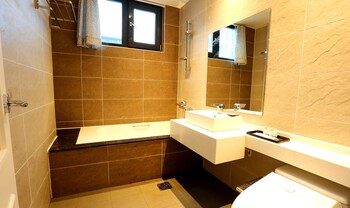 Suntree Hotel 2*