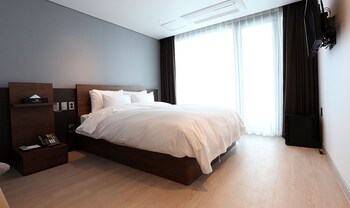 Suntree Hotel 2*