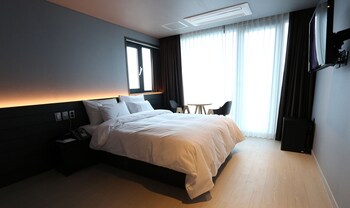 Suntree Hotel 2*