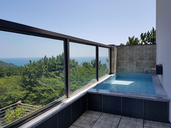 Suntree Hotel 2*