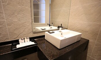 Suntree Hotel 2*