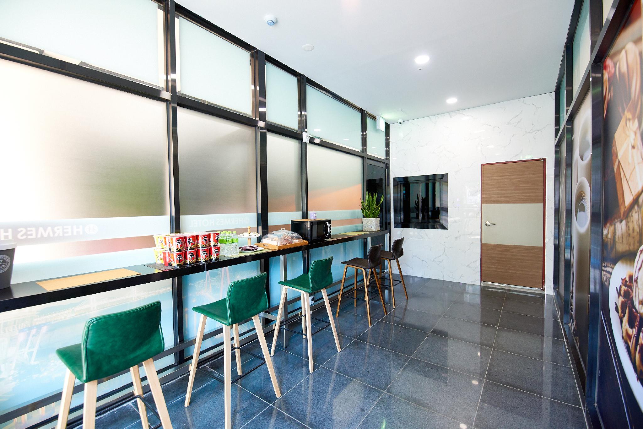 Busan Nampodong Hermes Hotel 2*