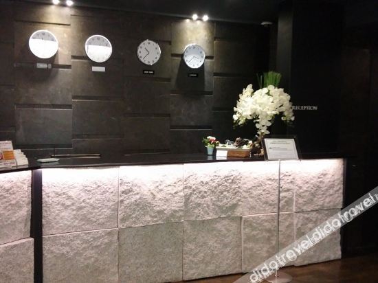 HOTEL ON 3*