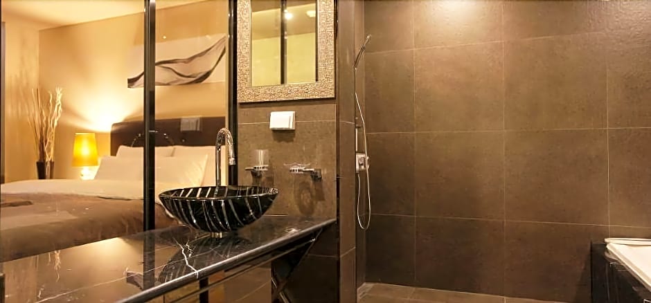 Hotel Ahava 2*