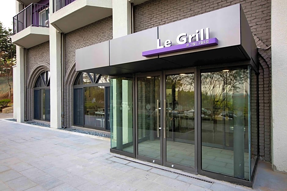 Hanwha Resorts Yongin Besancon 3*