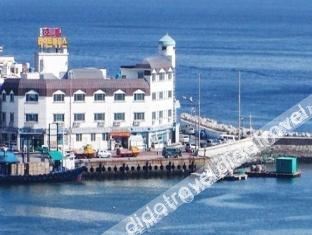 Lighthouse Hotel 2*
