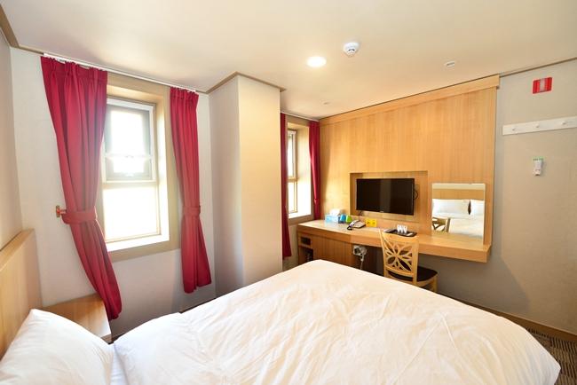 Wolmido Harbor View Hotel 2*