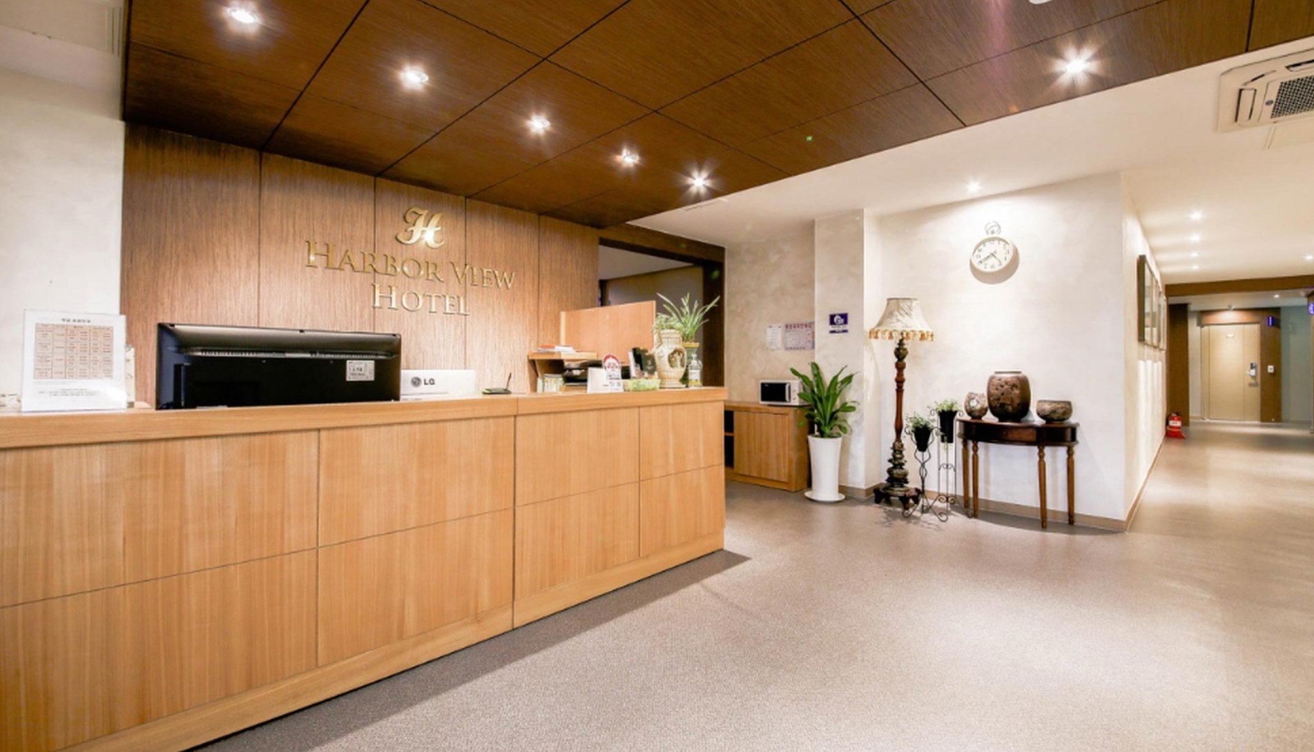Wolmido Harbor View Hotel 2*