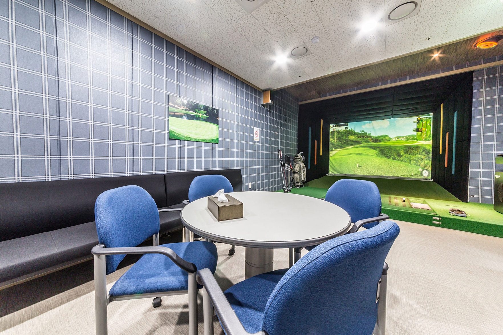 URBAN HOTEL & GOLF 2*