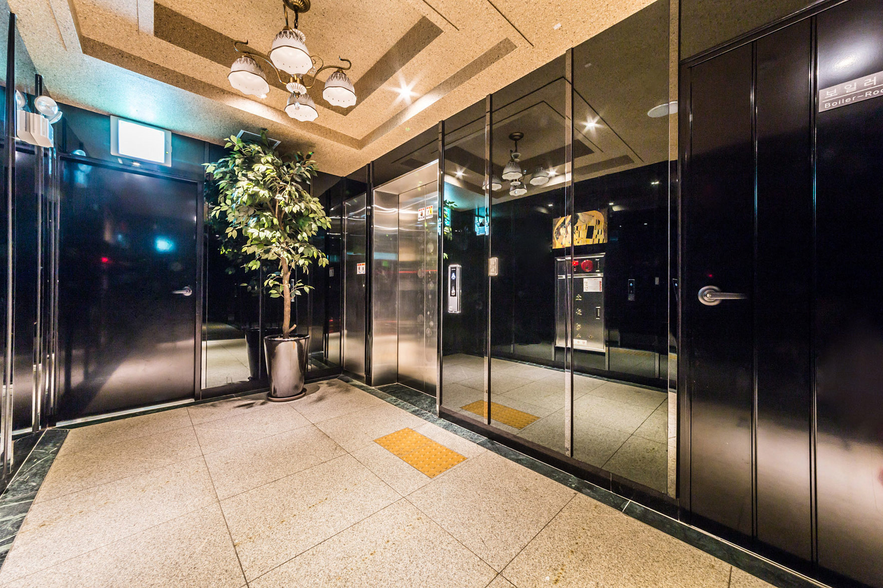URBAN HOTEL & GOLF 2*
