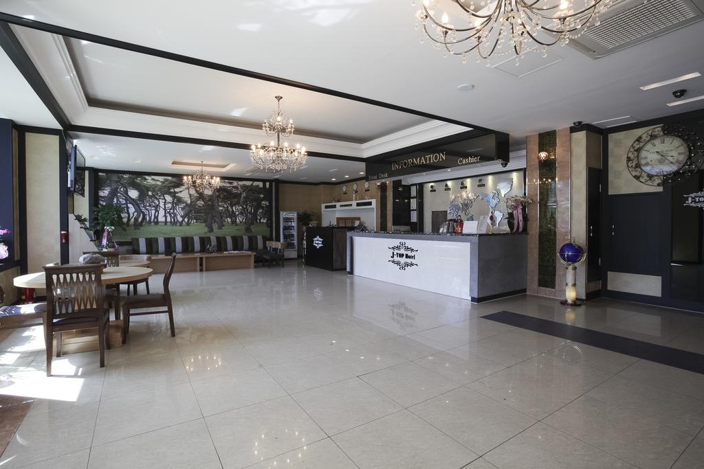 Liv Life Hotel 3*