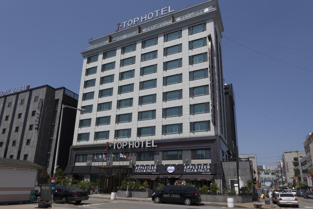 Liv Life Hotel 3*