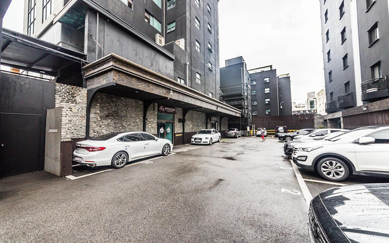 Liv Life Hotel 3*