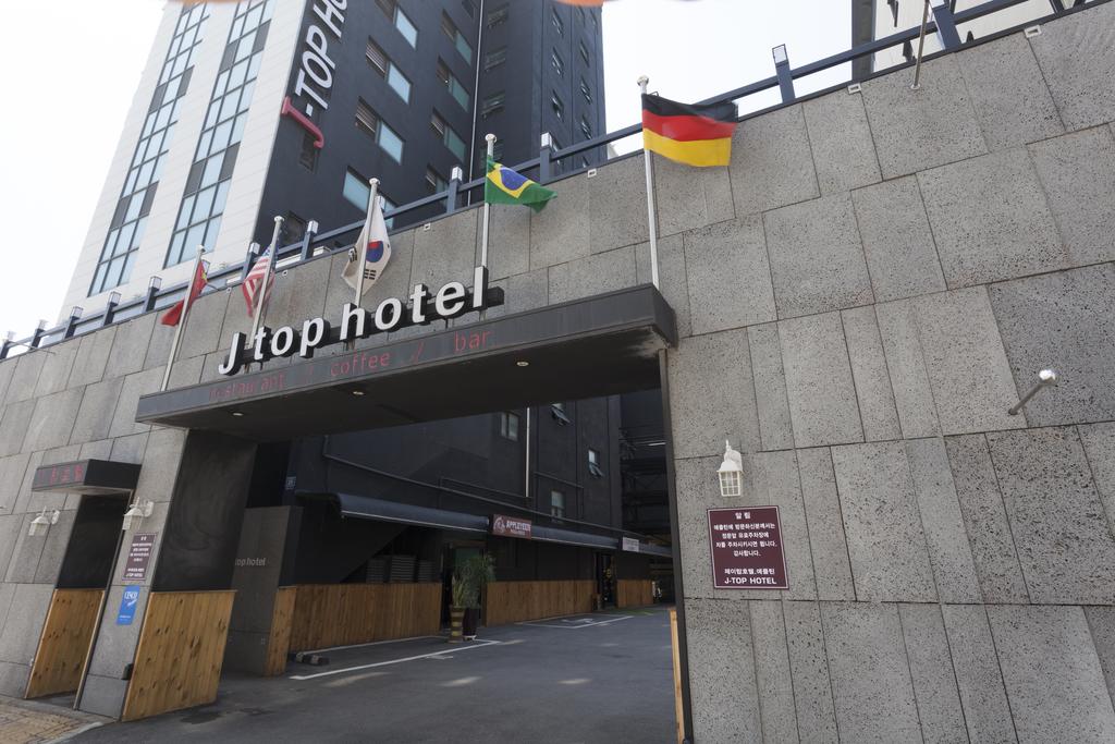 Liv Life Hotel 3*