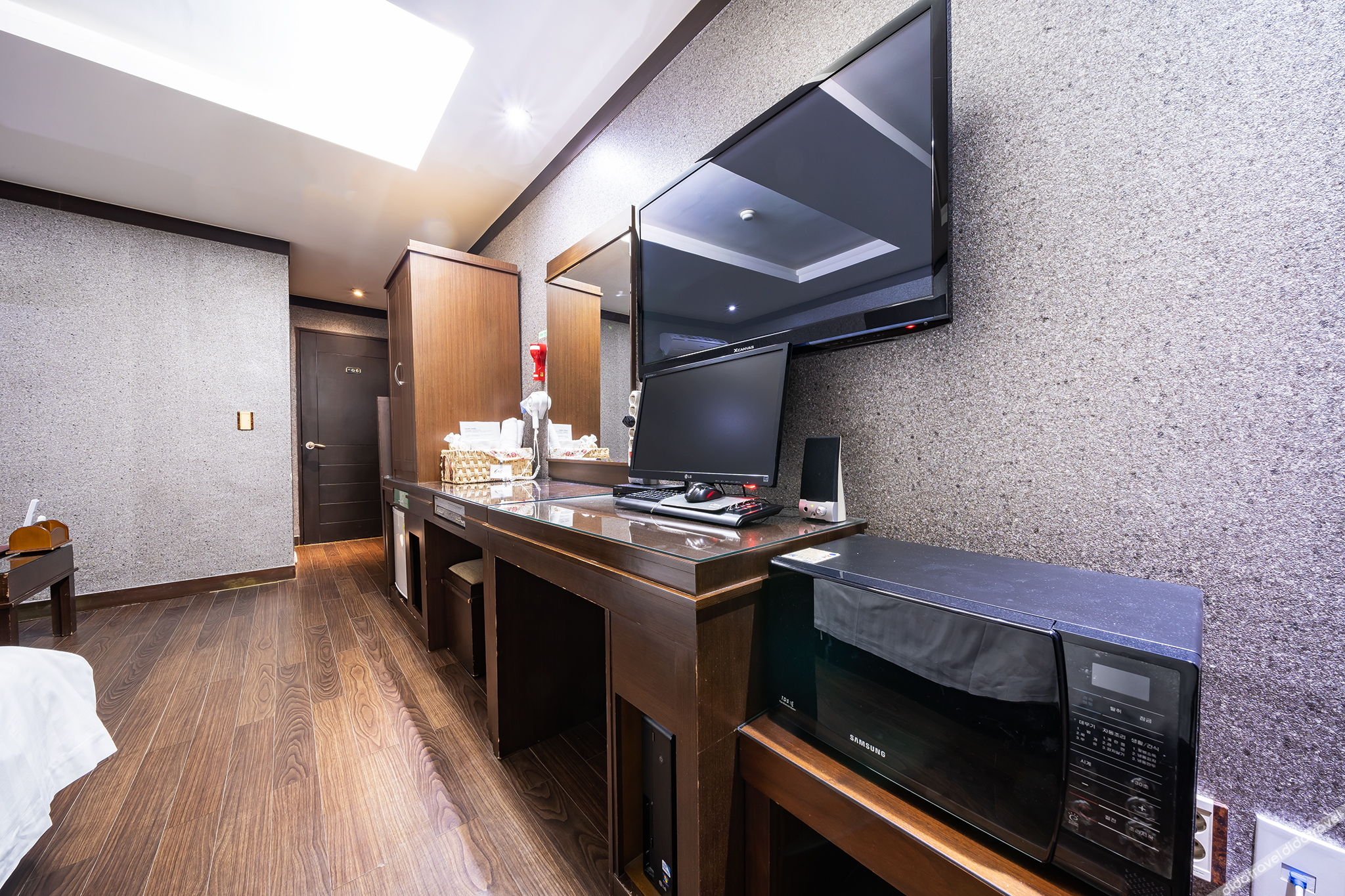 Luxury Hotel Osan 3*