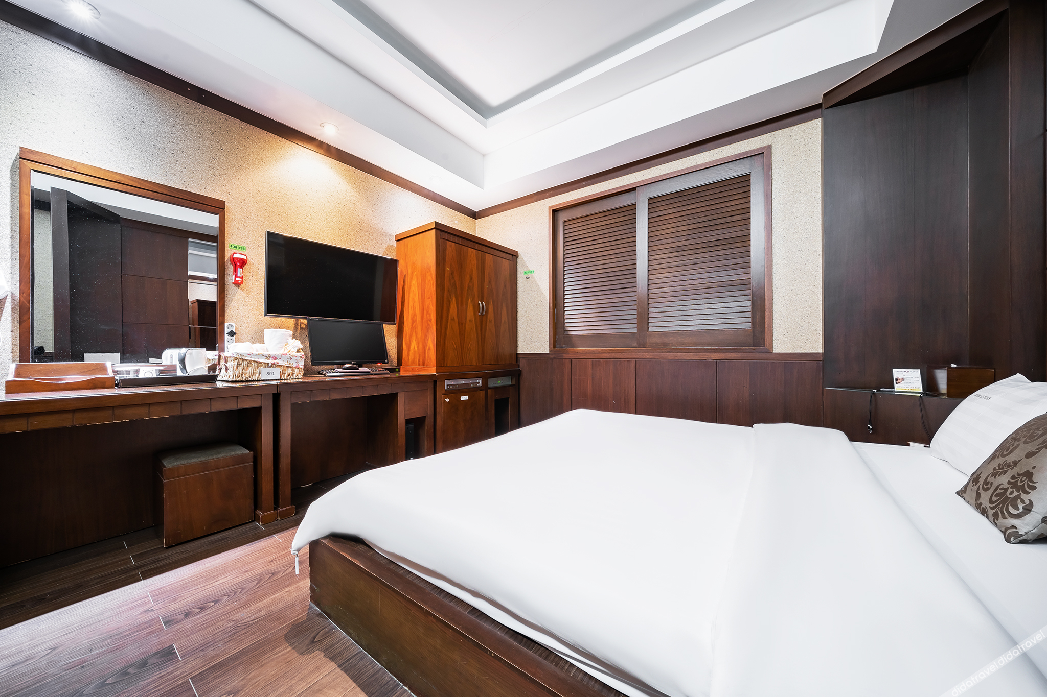 Luxury Hotel Osan 3*
