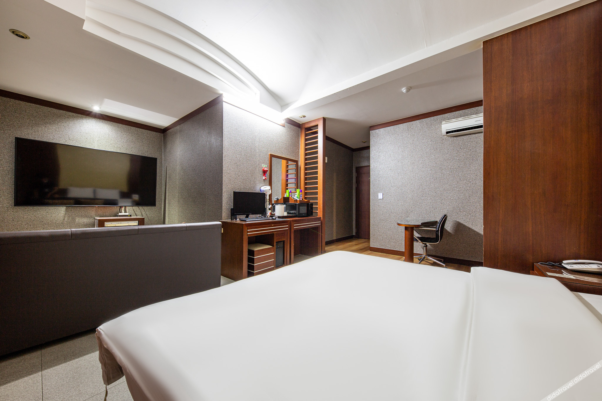 Luxury Hotel Osan 3*