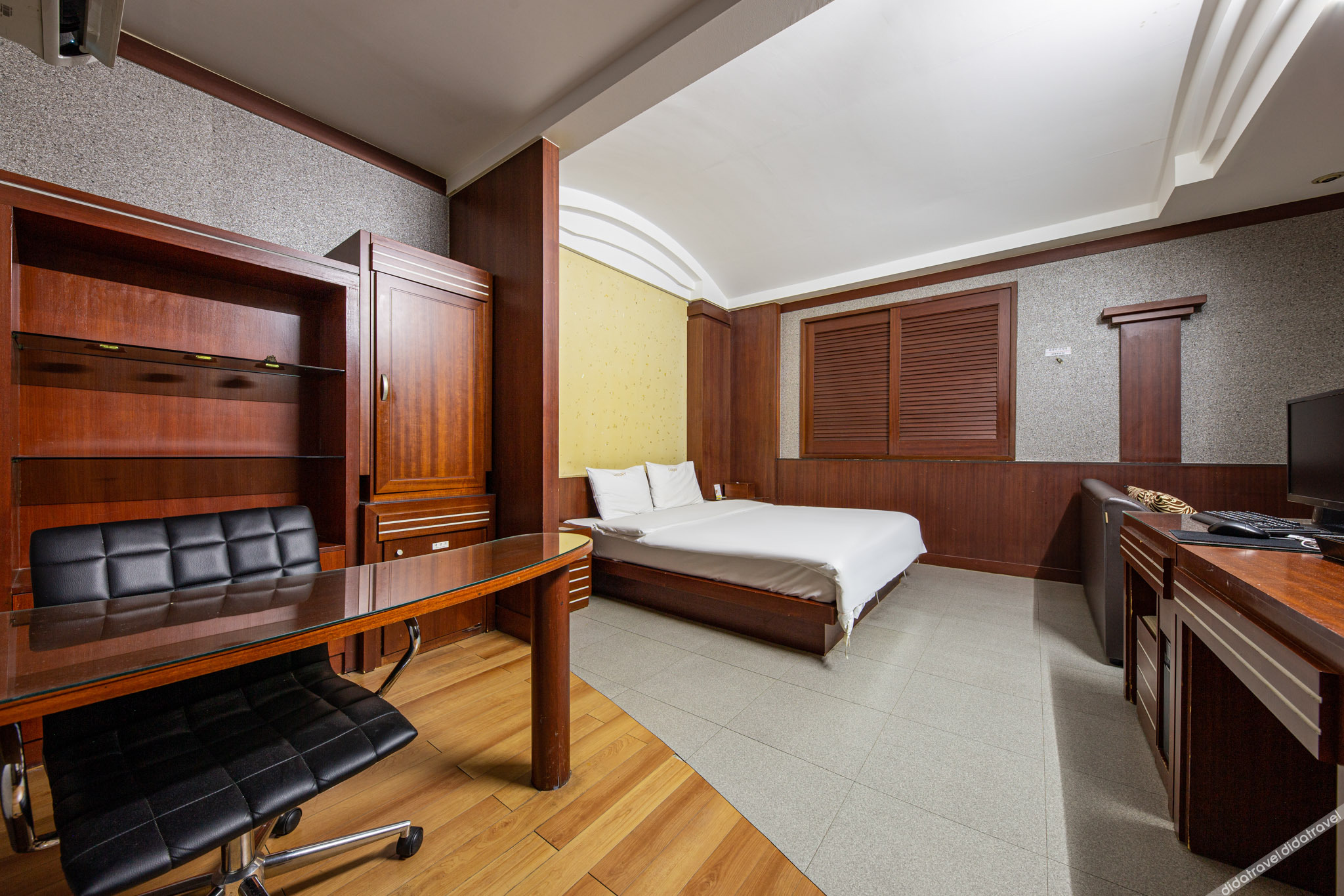 Luxury Hotel Osan 3*