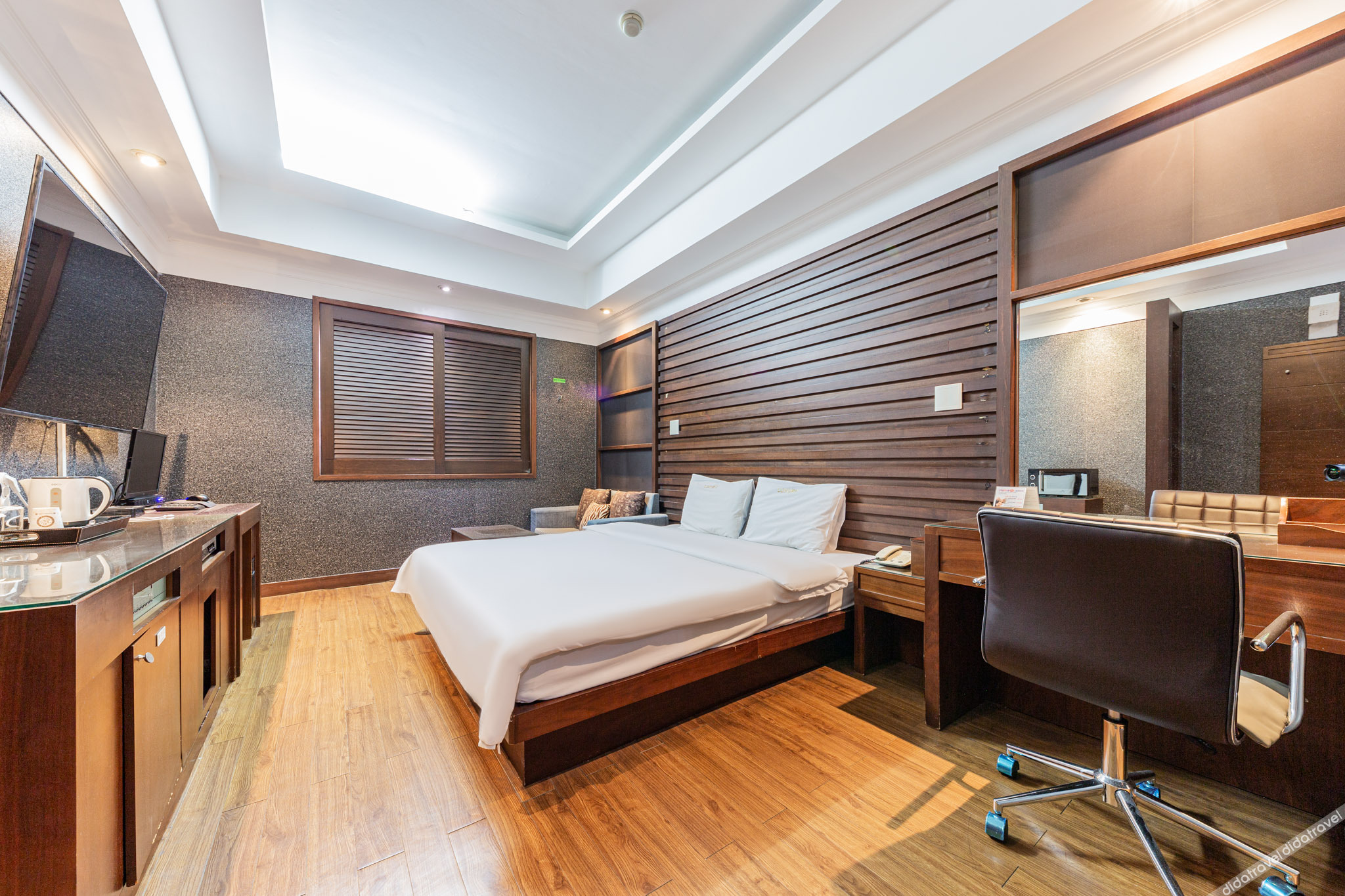 Luxury Hotel Osan 3*