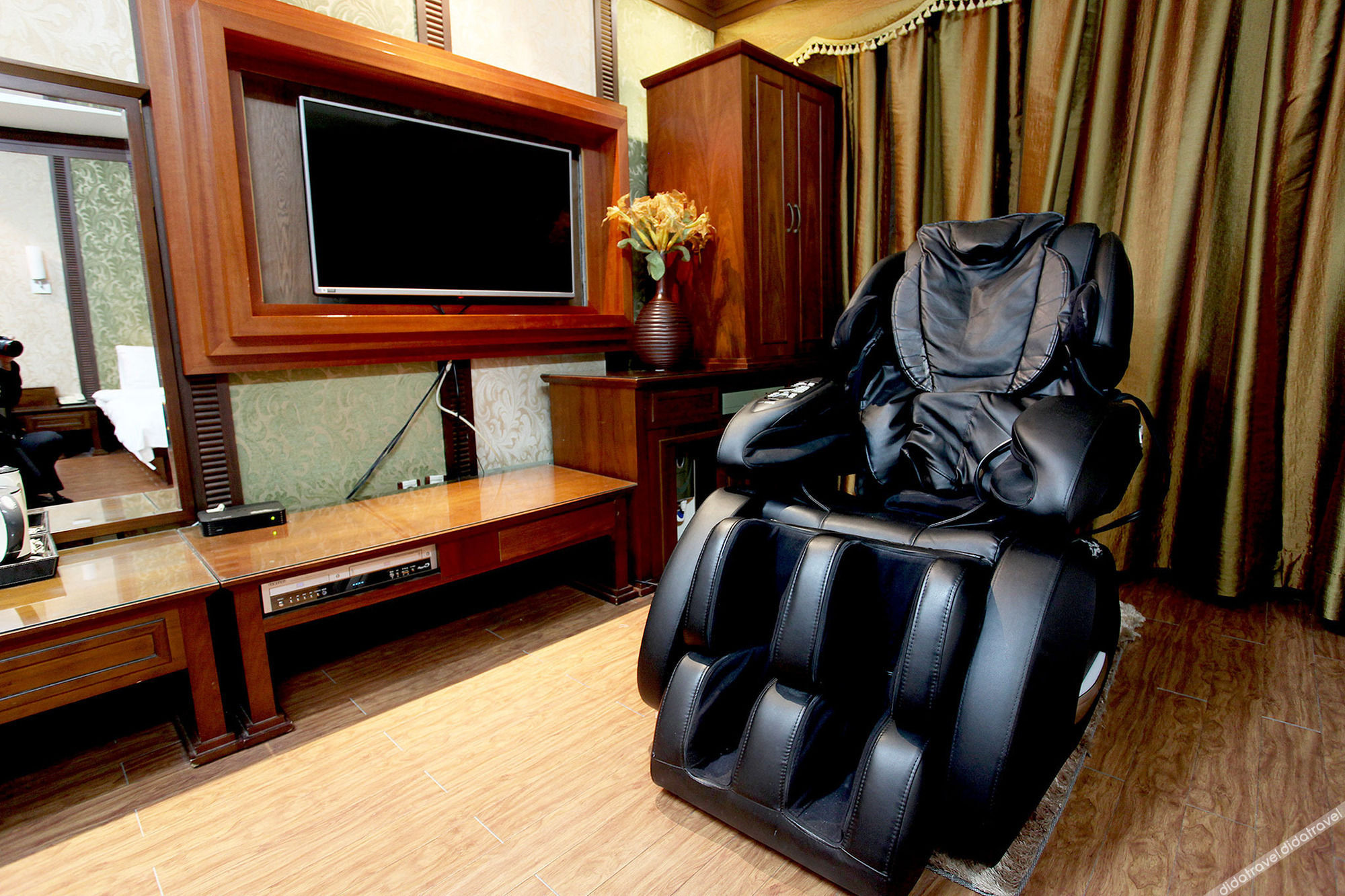 Luxury Hotel Osan 3*