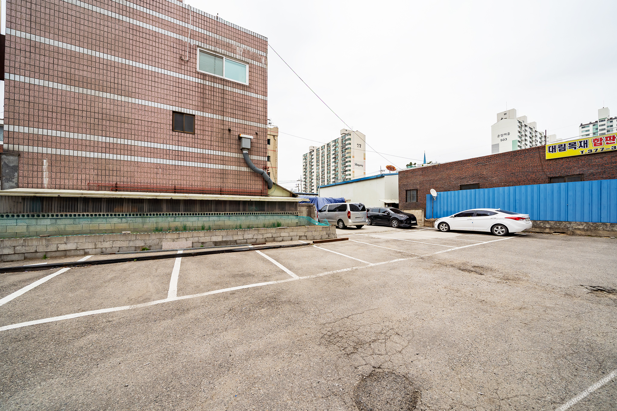 Luxury Hotel Osan 3*