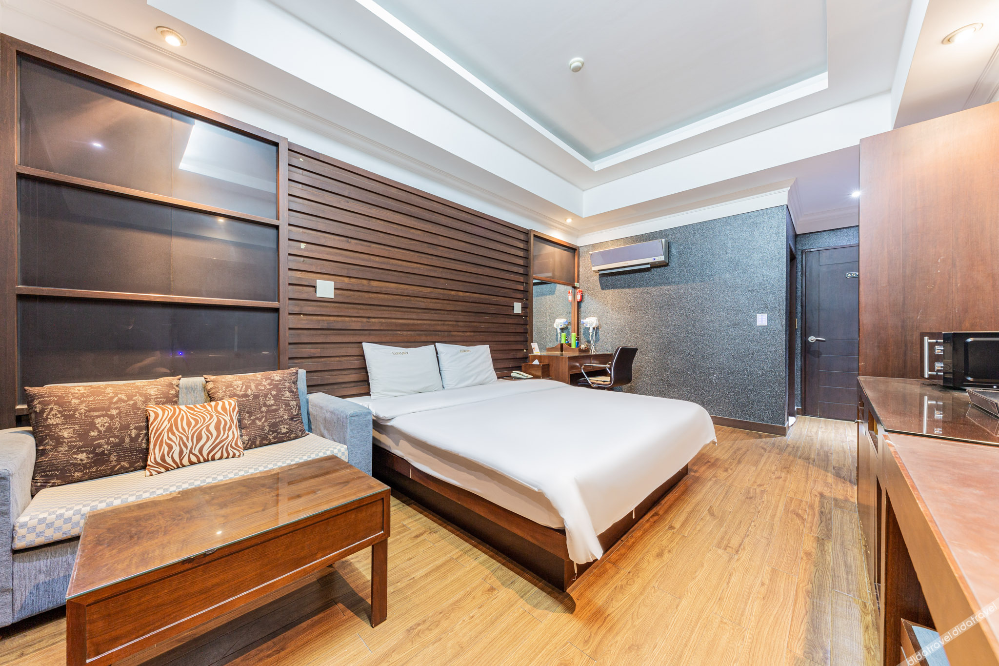 Luxury Hotel Osan 3*