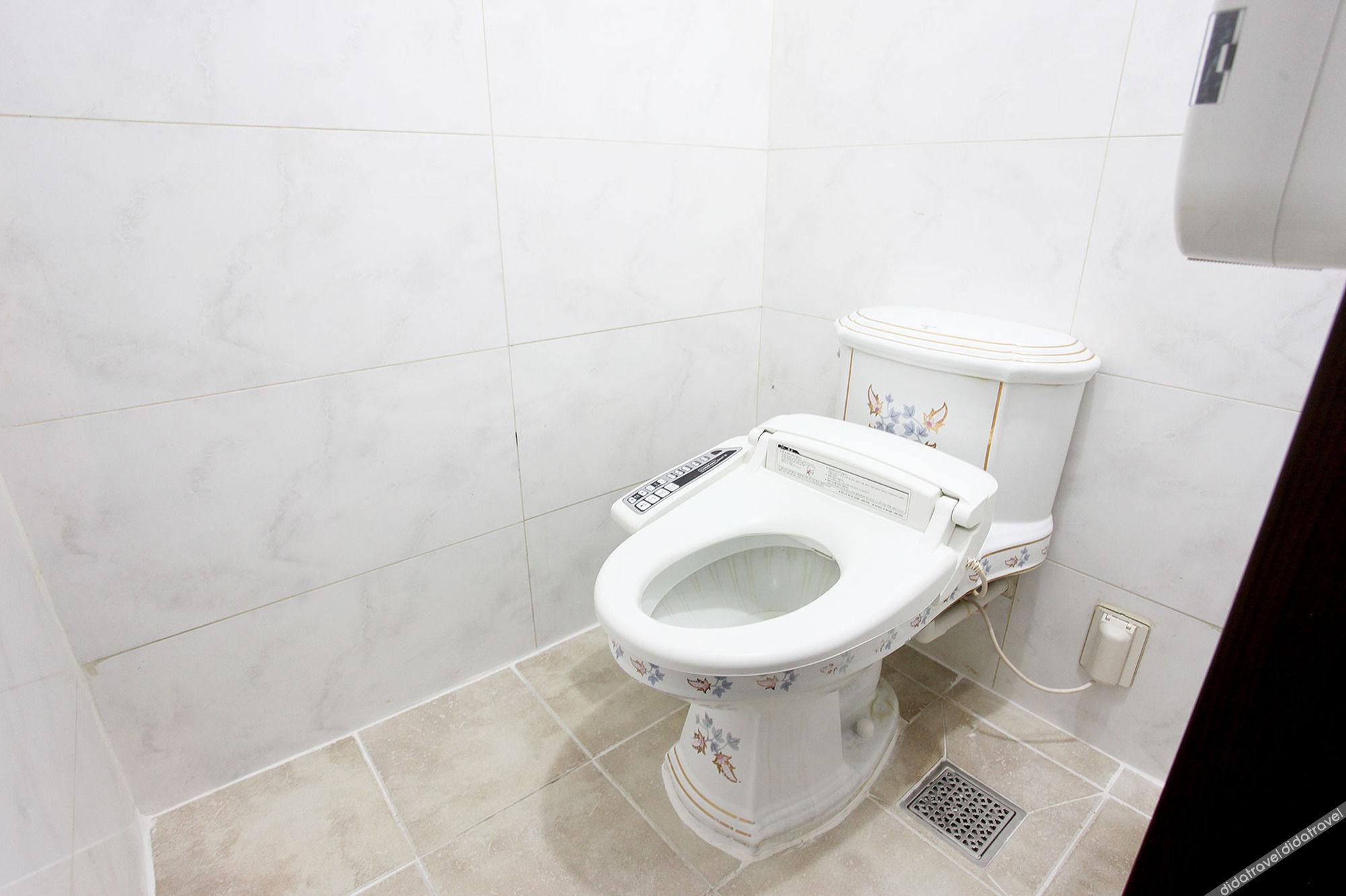 Luxury Hotel Osan 3*