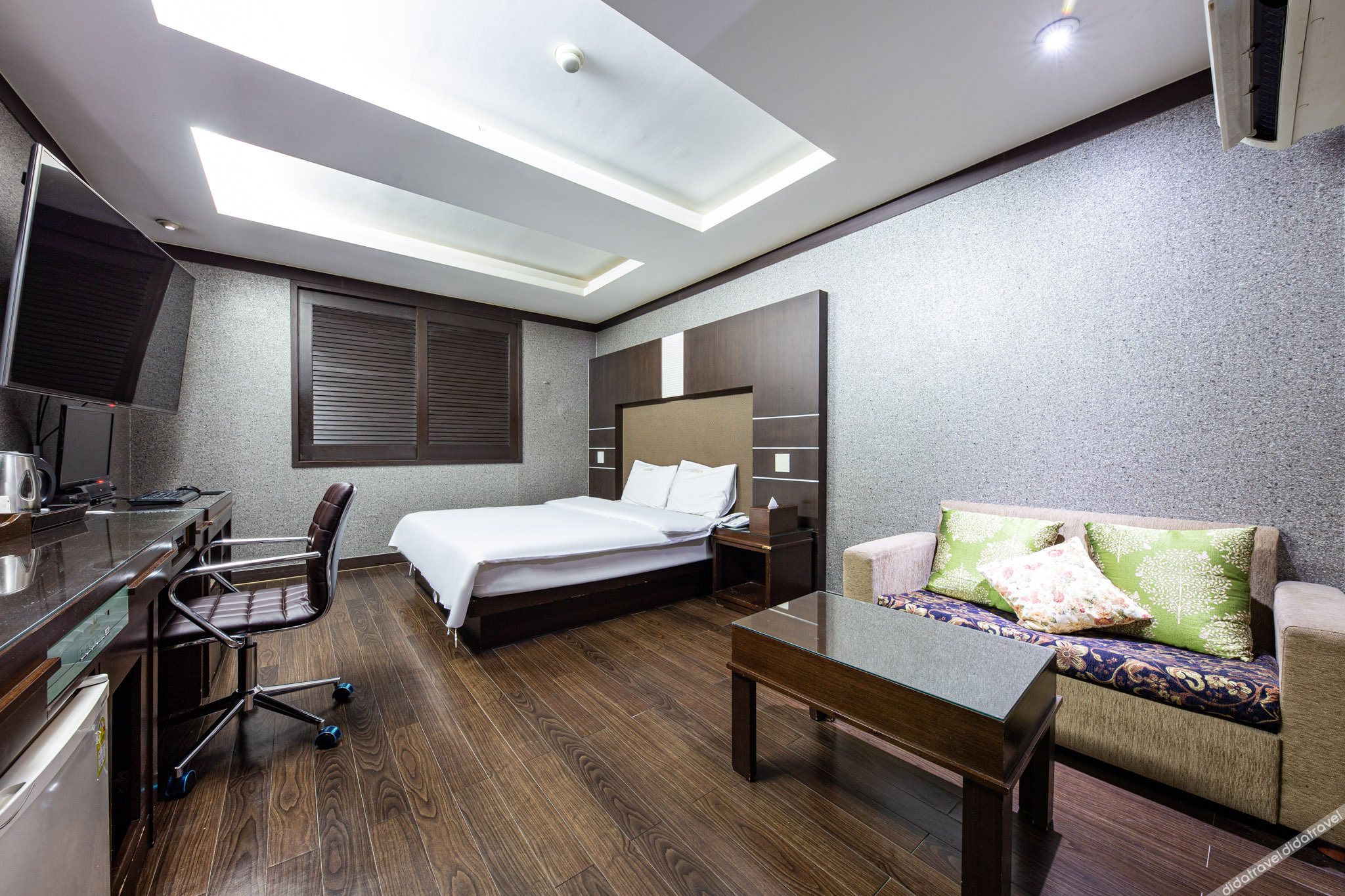 Luxury Hotel Osan 3*