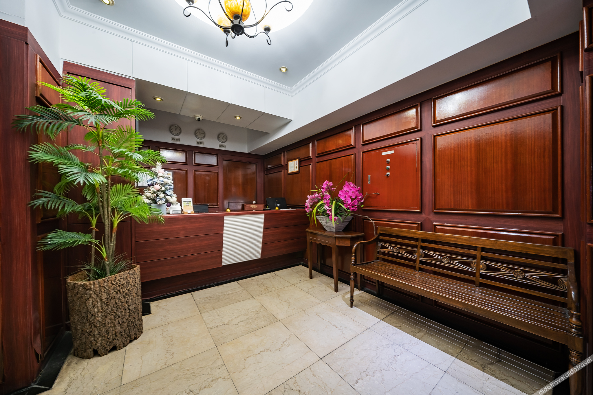 Luxury Hotel Osan 3*