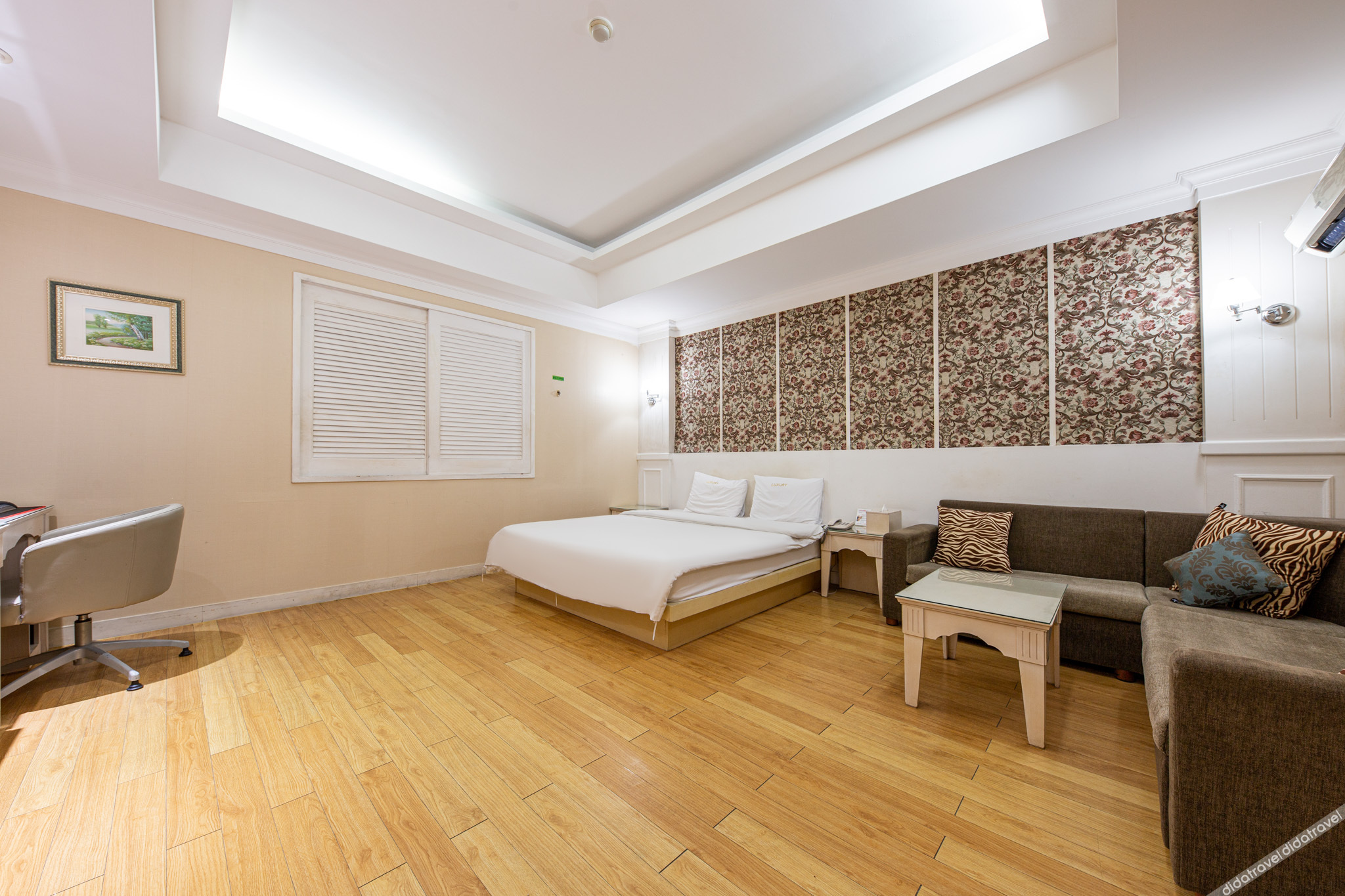 Luxury Hotel Osan 3*